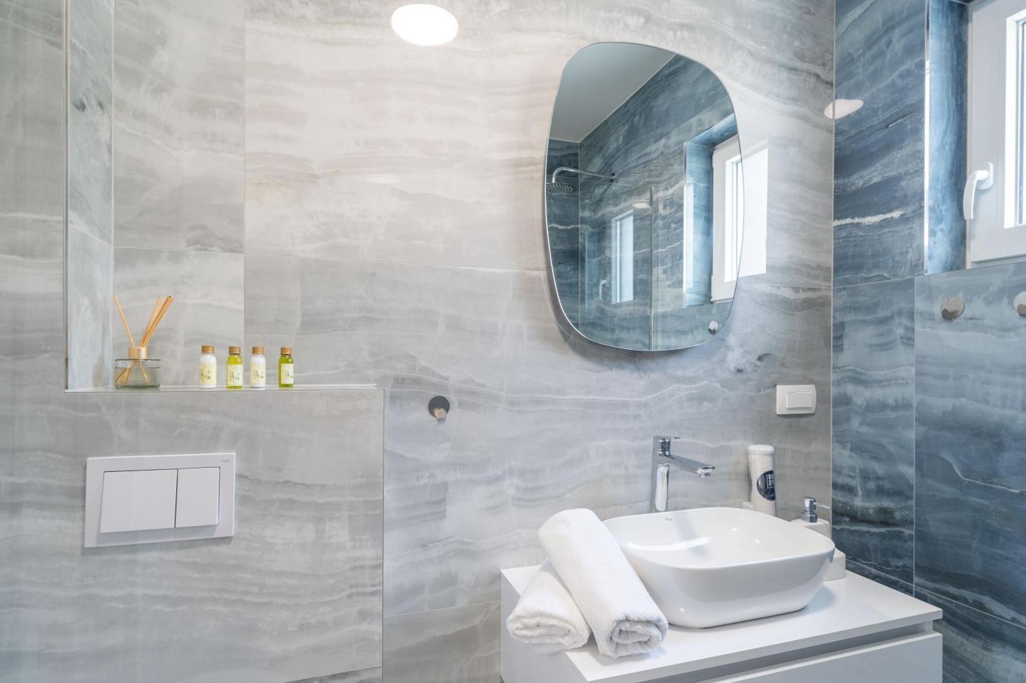Luxury Salt Apartment *