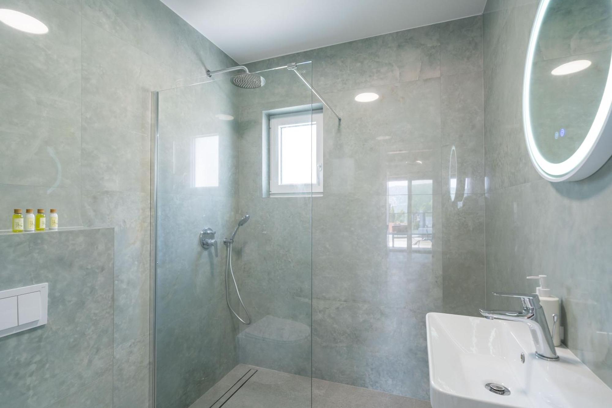 Luxury Salt Apartment Slano